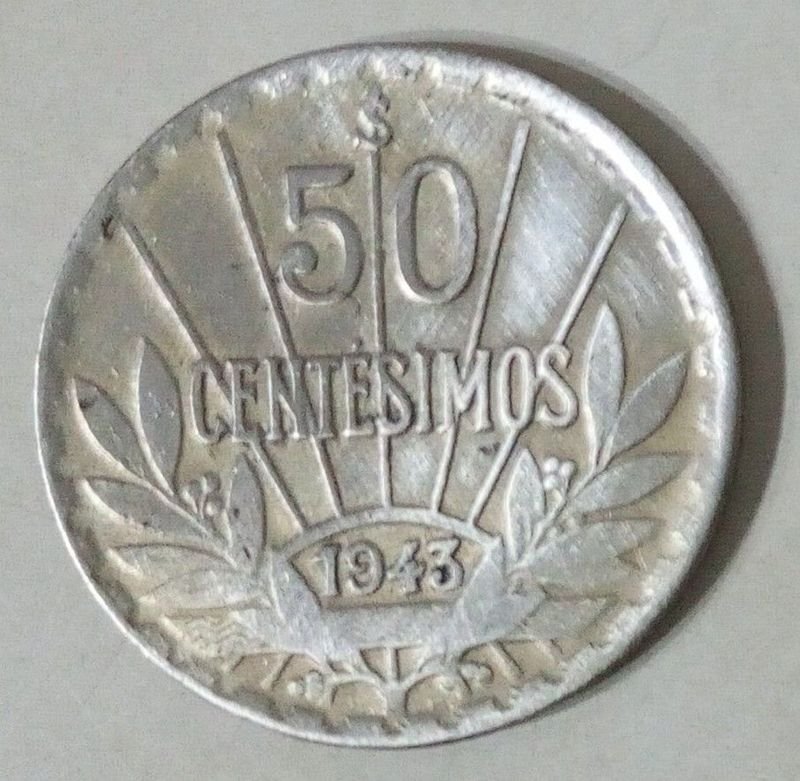 Moneda Uruguaya de 50 Centésimos Plata 1943