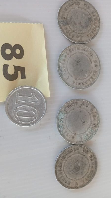 Monedas de plata antiguas para coleccionistas