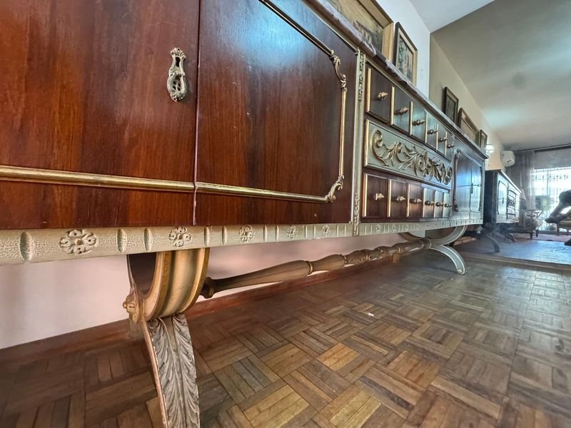 Aparador Francés con Marmol y Decoración - imagen 14