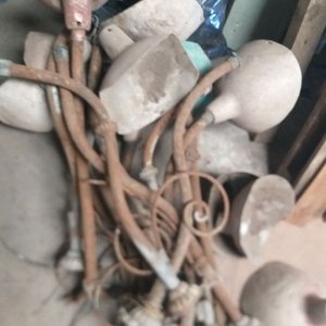 Lote anterior: Lote de Faroles de Calle Antiguos para Reciclar