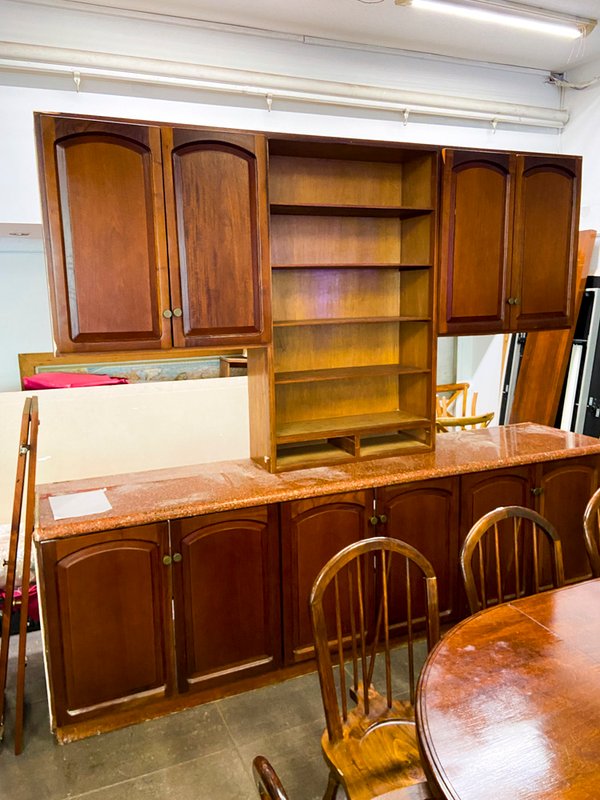 Mueble de Cocina y Mesa de Comedor Rústica de Madera - imagen 1