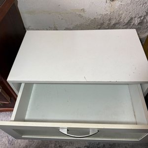 Mueble Blanco MDF con Cajón y Puertas con Vidrio - imagen 3