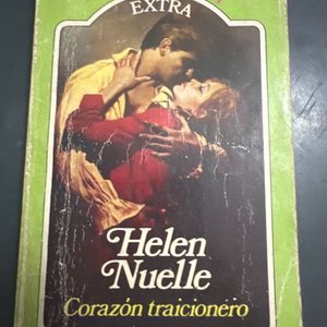 Lote siguiente: Libro "Corazón Traicionero" de Helen Nuelle (Edición Arcadia Extra)