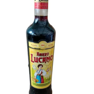 Lote siguiente: Botella de Amaro Lucano 750ml