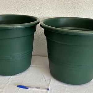 Dos Macetas Verdes de Plástico, 35cm de Diámetro - imagen 3