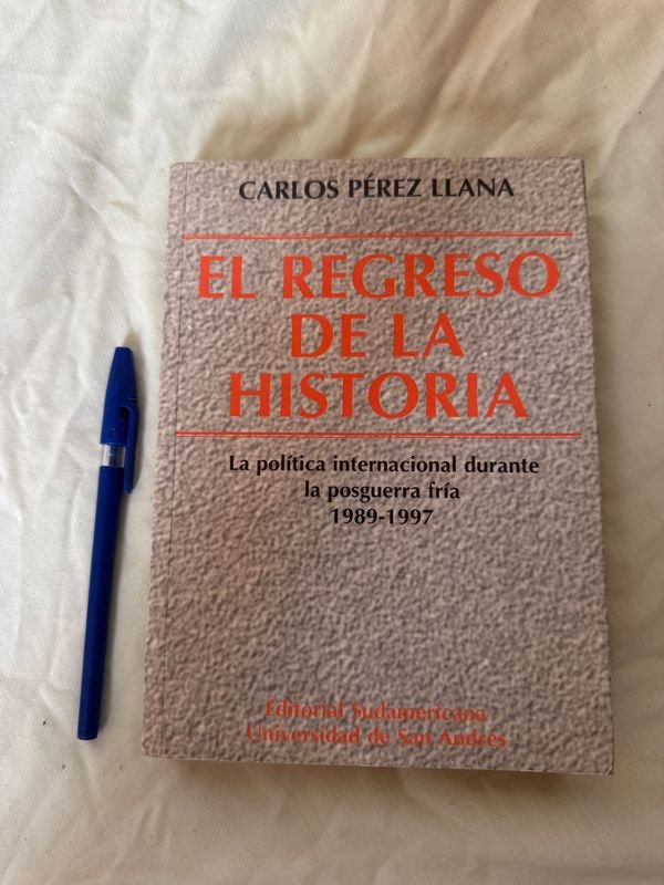 Libro de historia política de Carlos Pérez Llana - imagen 1