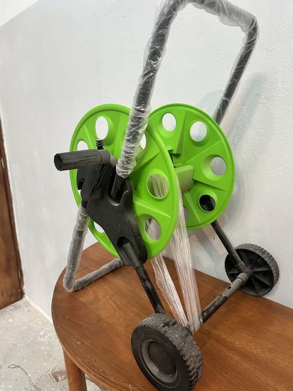 Herramienta de jardinería portátil - imagen 3