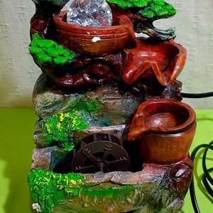 Lote anterior: Fuente de Agua Decorativa con Luces y Rueda de Molino