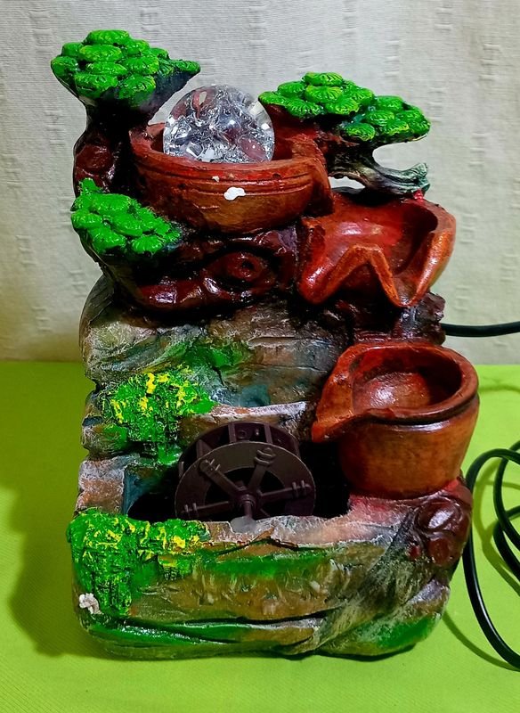 Fuente de Agua Decorativa con Luces y Rueda de Molino