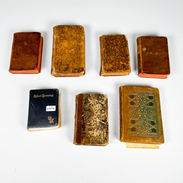 Colección de libros antiguos con temas infantiles - imagen 1