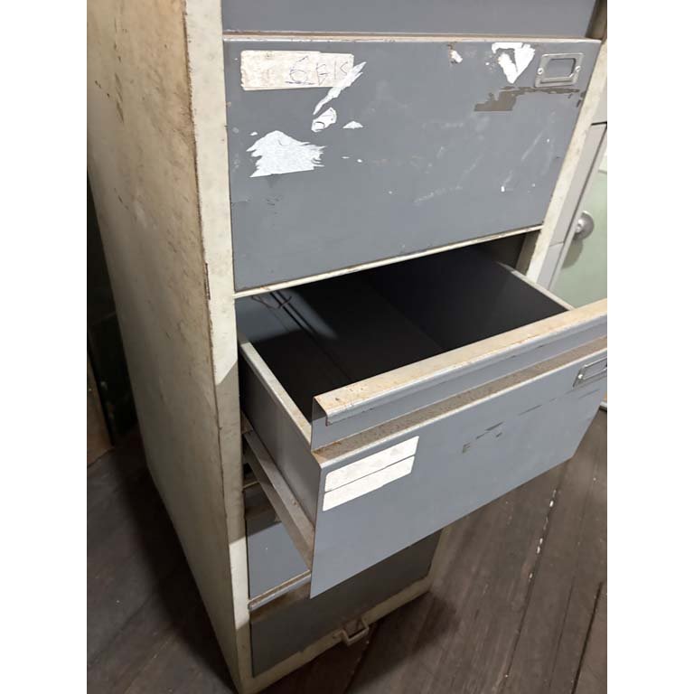 Item 2104626 - Image 1