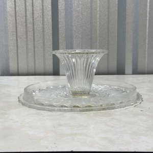 Lote de 4 piezas de vidrio y cristal: jarra, pastelera, florero y caramelera - imagen 12