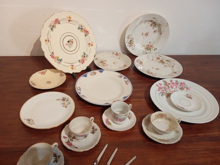 Lotes de Loza y Accesorios para la Mesa - imagen 6