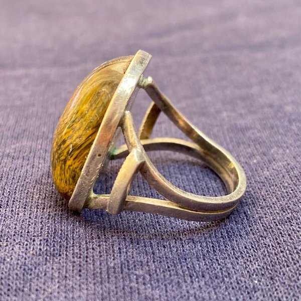 Anillo de diseño en plata con piedra marrón - imagen 2
