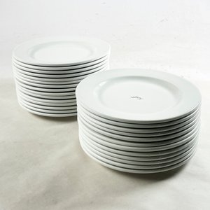 Lote anterior: Lote de 27 Platos Llanos Blancos Porcelana "World China"