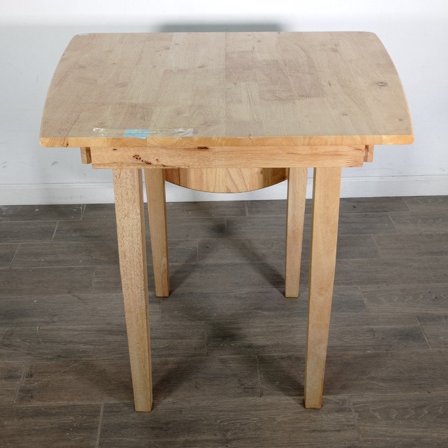 Mesa en madera de cedro con diseño simple - imagen 1