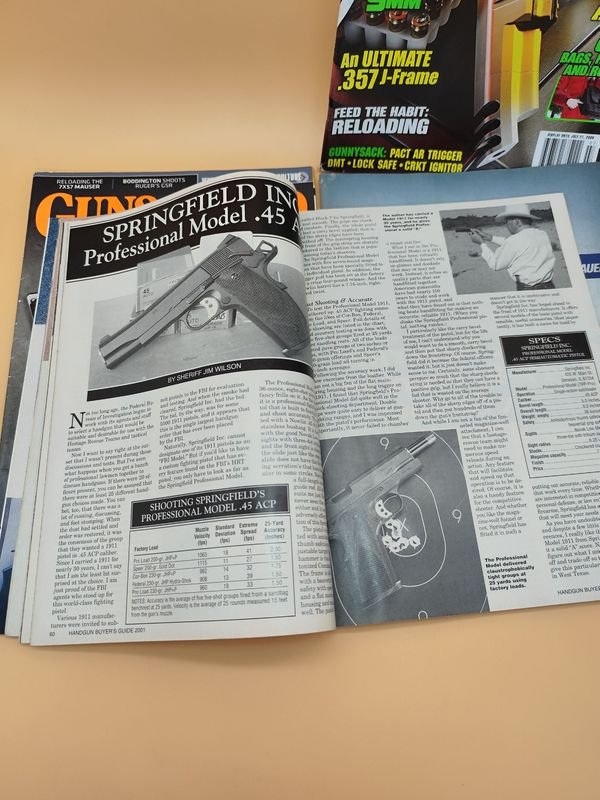 Revistas de Armas y Accesorios para Vehículos - imagen 13