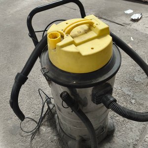 Aspiradora Industrial con Depósito Metálico y Cabezal Amarillo - imagen 4