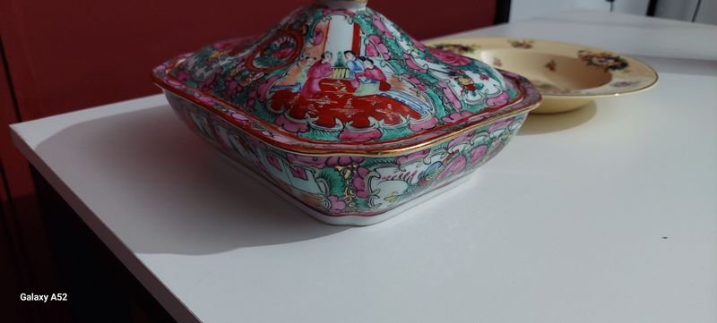 Platos decorativos y fuentes de porcelana - imagen 6