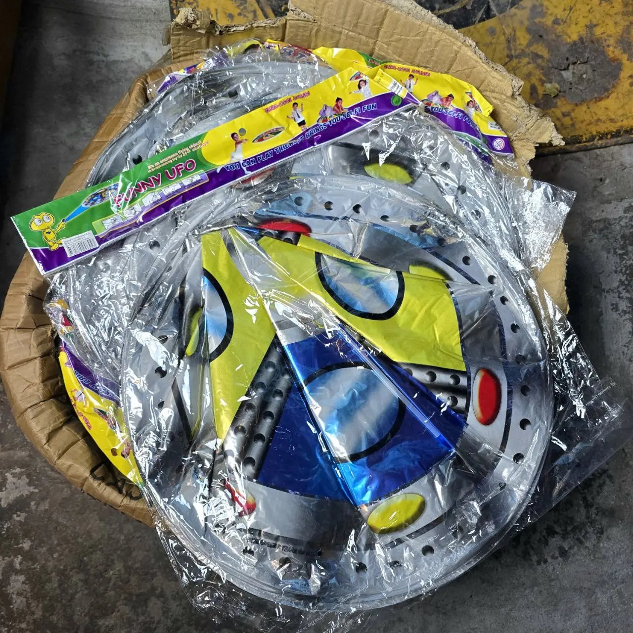 Lote anterior: Juguetes para niños: UFO juguetes y accesorios