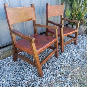 Par de Sillas de Madera y Cuero Estilo Rústico - imagen 2