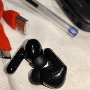 Auriculares Xiaomi Redmi Buds 6 Negros Recargables Bluetooth - imagen 4