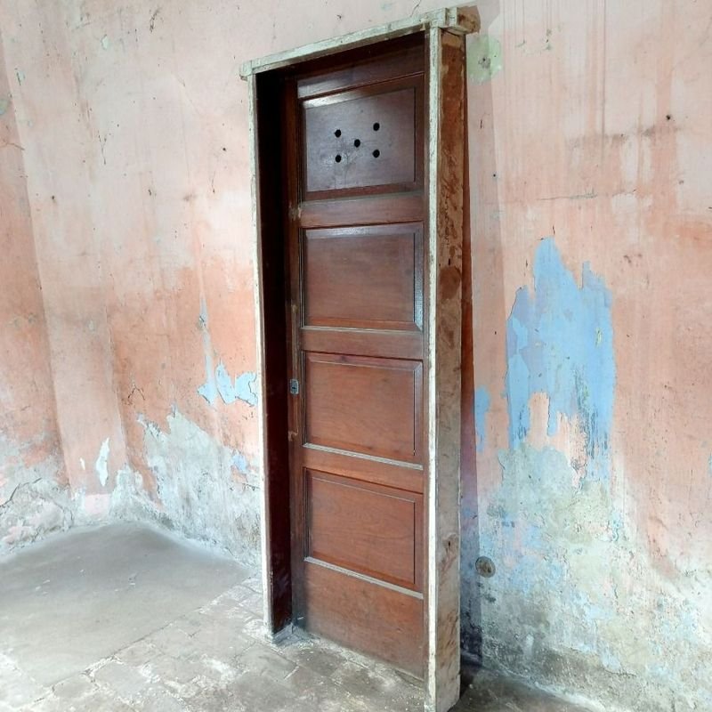 Item 899948 - Image 1