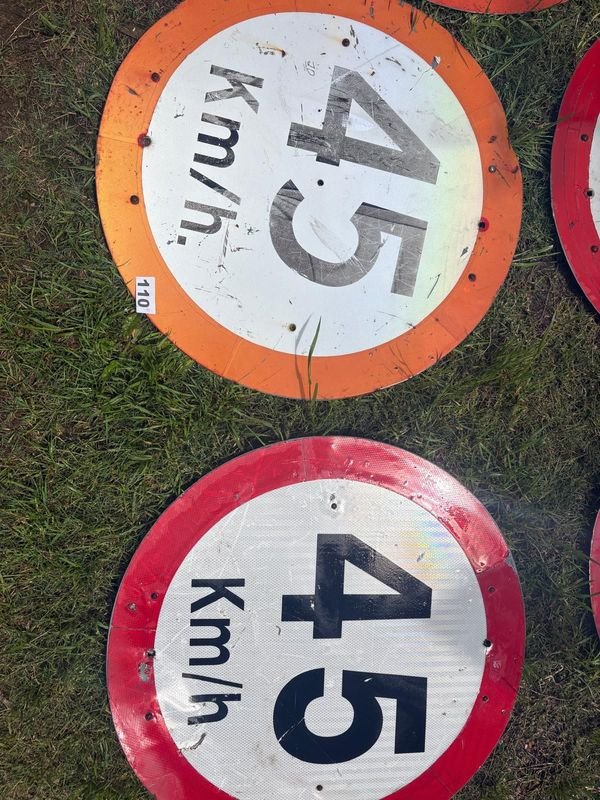 Lote de 5 Carteles Señalización Vial 45 km/h