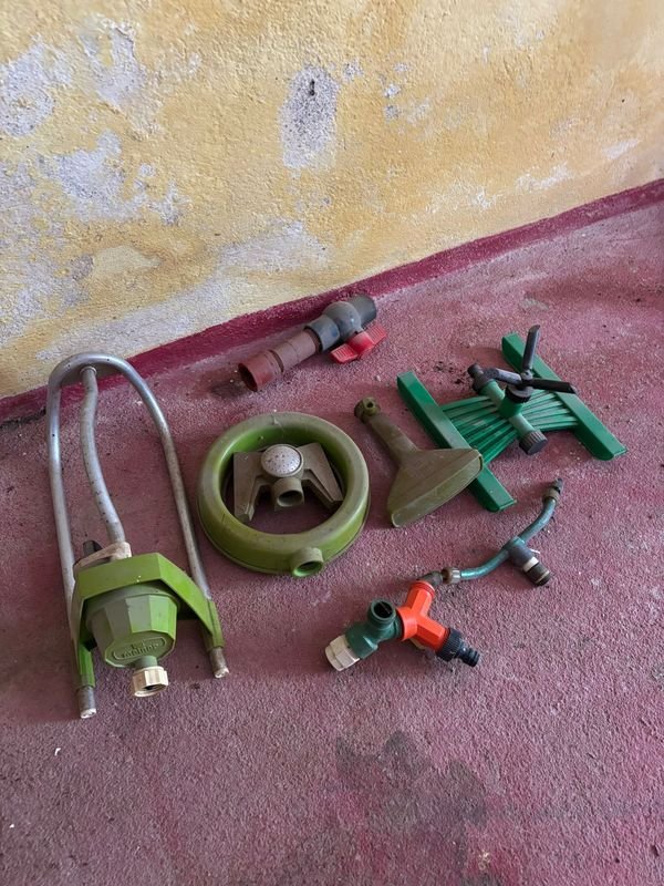 Lote siguiente: Set de Regadore y Herramientas de Jardinería