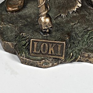 Figura de Loki en Pasta, 26 cm de Altura - imagen 5
