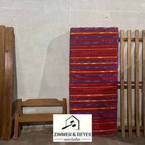 Cama de Una Plaza con Colchón y Estructura de Madera - imagen 3