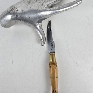Lote siguiente: Cuchillo Plegable Chaperon Nonthron Mango de Madera