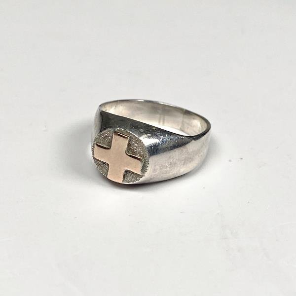Anillo de Enfermera Plata y Oro con Cruz - Medida 16mm