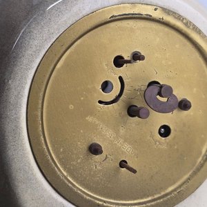 Reloj Alemán con Figura de Perro en Cerámica Holandesa - imagen 7