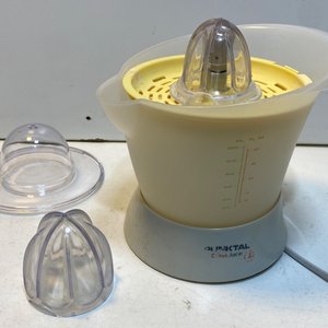 piezas: Tostadora Punktal, Plancha Philips, Mixer Punktal y Exprimidor Punktal - imagen 8