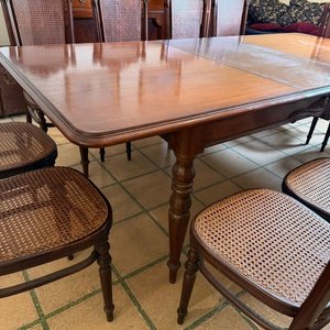 Juego de Comedor de Madera con 12 Sillas Estampilladas - imagen 3
