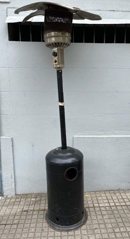Calefactor Exterior a Gas Tipo Hongo - imagen 1