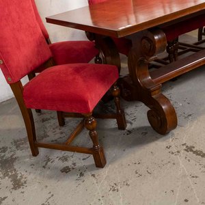 Mesa de Comedor Española con Ocho Sillas Tapizadas en Pana Roja - imagen 2