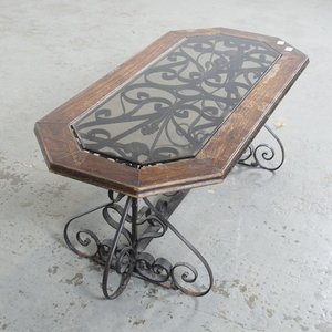 Mesa de Living Octogonal con Pata de Hierro y Centro Vidriado - imagen 3