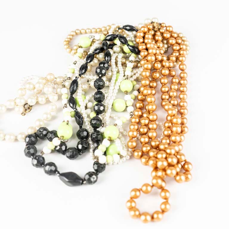 Collares fantasía de perlas y metales - imagen 2