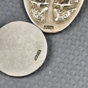 Lote de 3 Medallas Religiosas: Virgen María (2) y San Pancracio, Alpaca - imagen 4