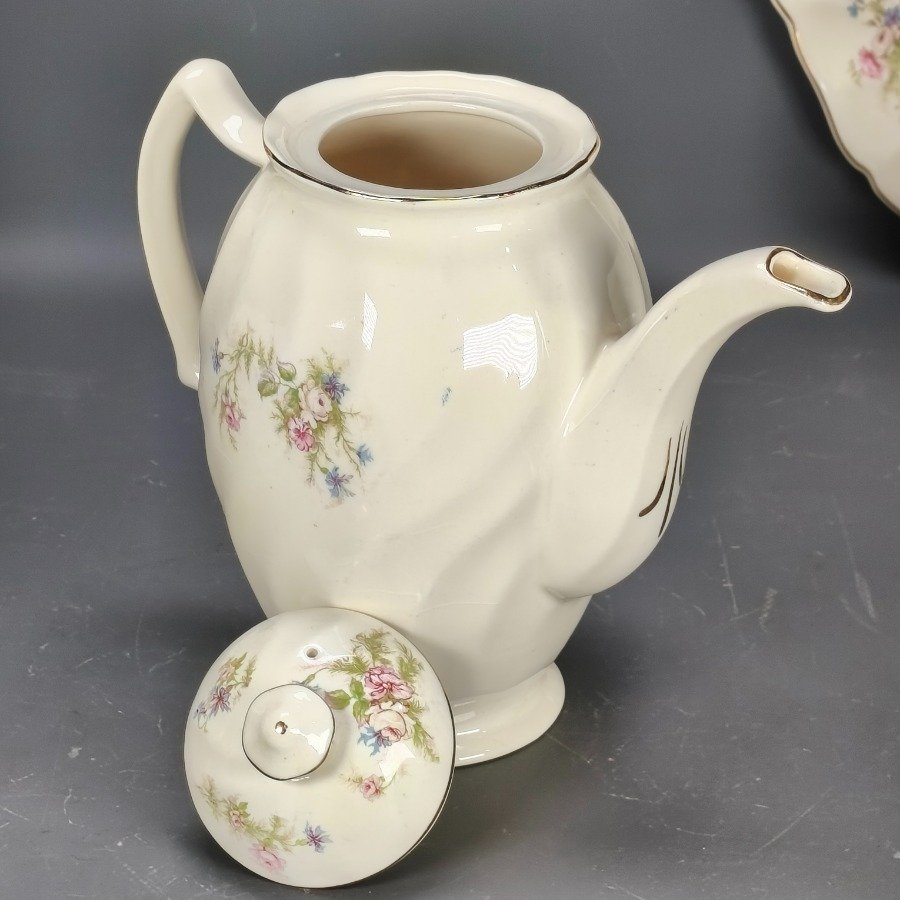 Servicio de té y café, platos de porcelana y accesorios - imagen 12