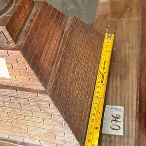 Busto de José Gervasio de Artigas en Cerámica y Madera - imagen 4