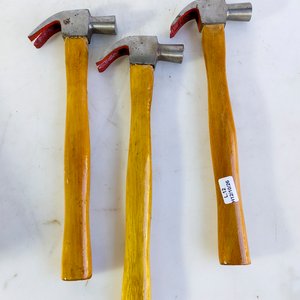 Lote anterior: Lote de 3 Martillos de Uña con Mangos de Madera
