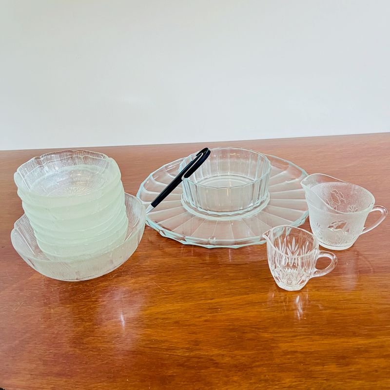 Juego de Vajilla de Vidrio: Fuente Grande, 8 Compoteras, 2 Jarritas y Bowls