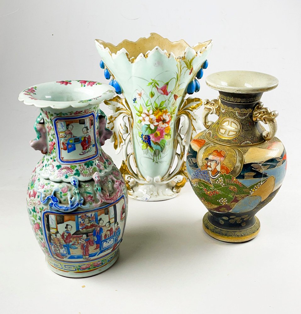Lote siguiente: Vajillas en porcelana con diseños florales