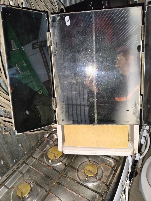 Botiquín de Pared con Espejo y Compartimento Inferior