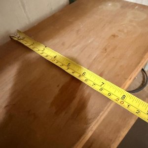 Estantes de Madera Rústicos con Soportes Metálicos - imagen 3