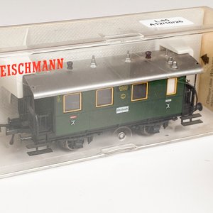 Dos Vagones de Trenes Fleischmann a Escala - imagen 6