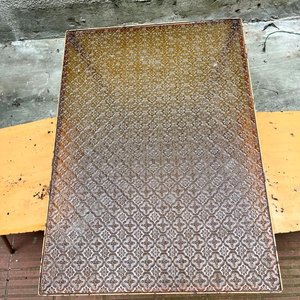 Juego de Exterior: Mesa con Vidrio y 2 Sillas de Chapa - imagen 4